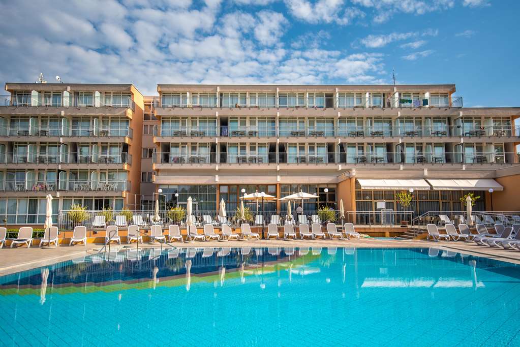 arena hotel holiday