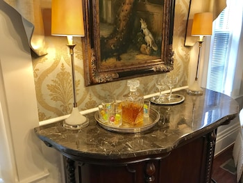 the pepin mansion historic bandb