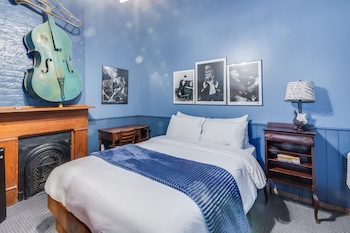 royal barracks guest house