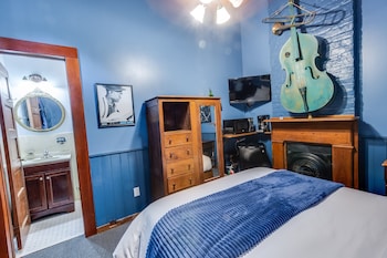 royal barracks guest house