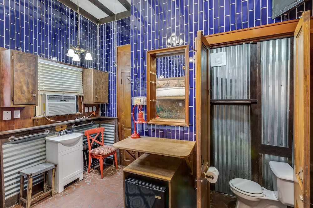 royal barracks guest house