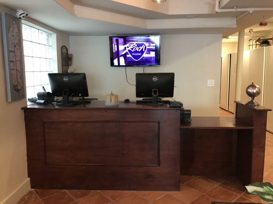 rock apartments by lowkl