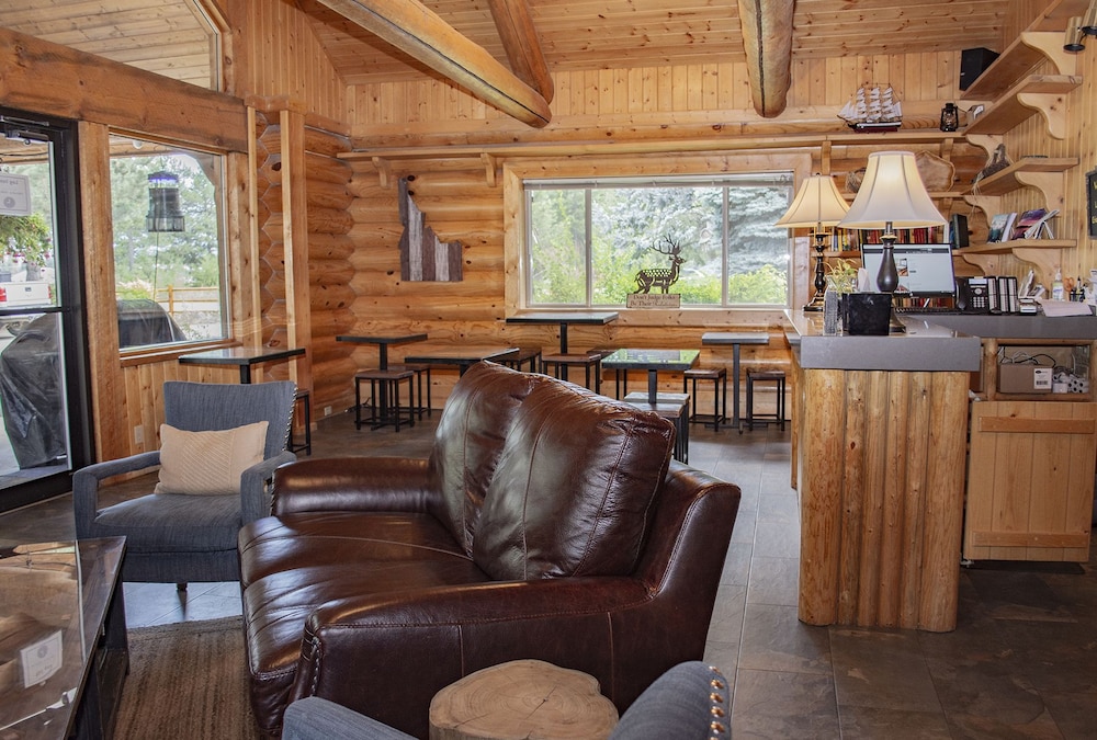 bonners ferry log inn