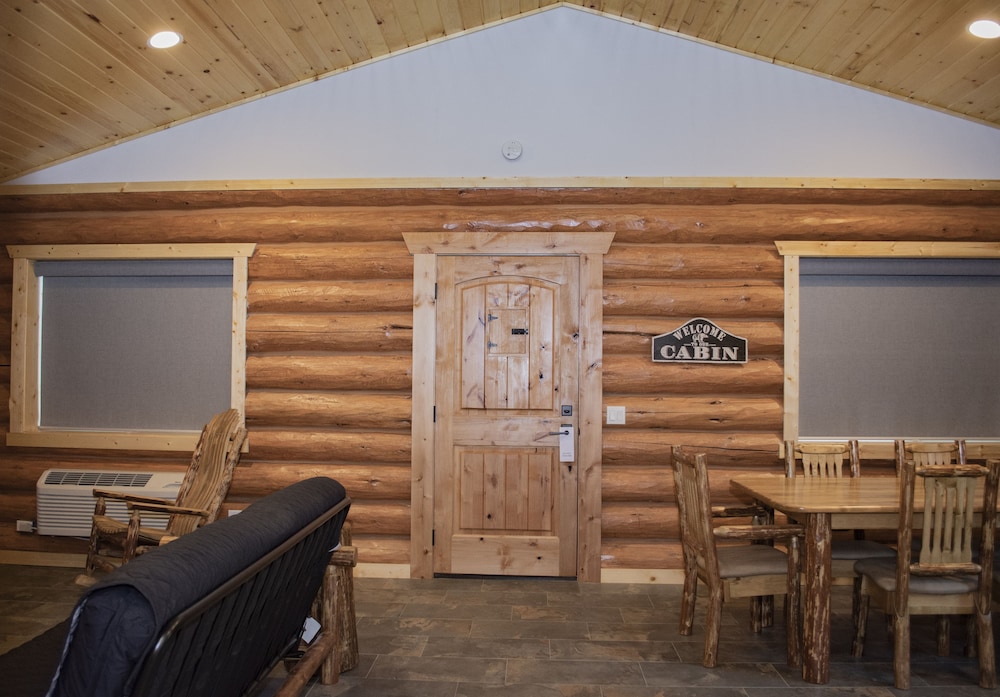 Bonners Ferry Log Inn,Boundary County>>Bonners Ferry,3 star