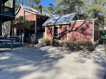 Hibiscus Coffee & Guesthouse,Fort Walton Beach>>Destin,3 star