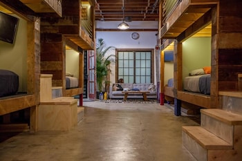 podshare los feliz hostel