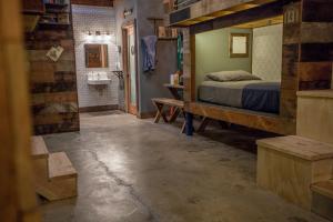 podshare los feliz hostel