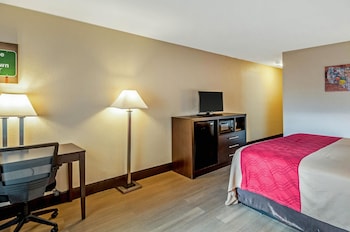 econo lodge hagerstown i 81