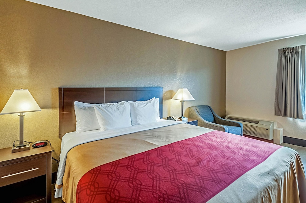 econo lodge hagerstown i 81