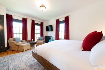 addison choate inn