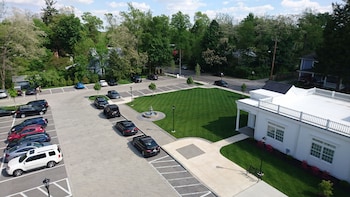 mills park hotel