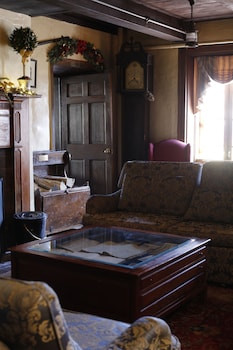 Beekman Arms Hotel,,4 star