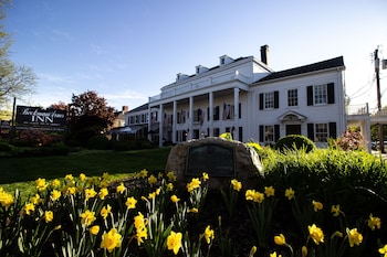 Beekman Arms Hotel,,4 star