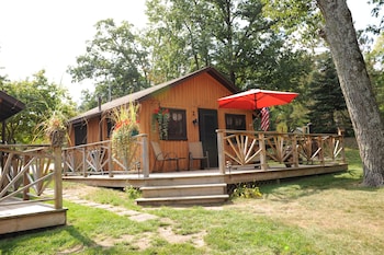Clear Lake Resort,Grayling>>Foster Township,4 star