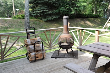 Clear Lake Resort,Grayling>>Foster Township,4 star