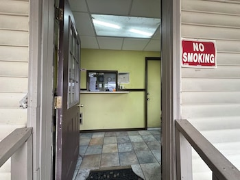 westgate manor motel austintown younstown ohio