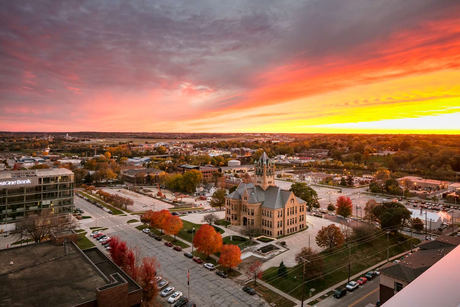 hilton garden inn iowa city downtown university