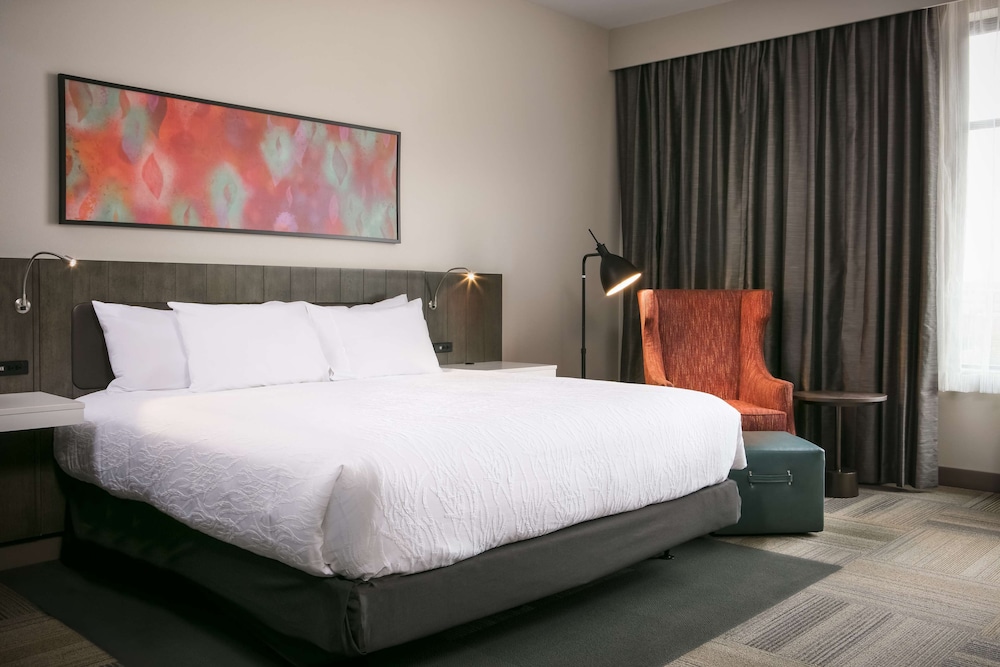 hilton garden inn iowa city downtown university