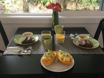 hale ohu bed and breakfast