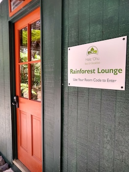 hale ohu bed and breakfast