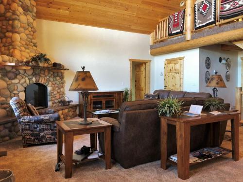the hideaway lodge