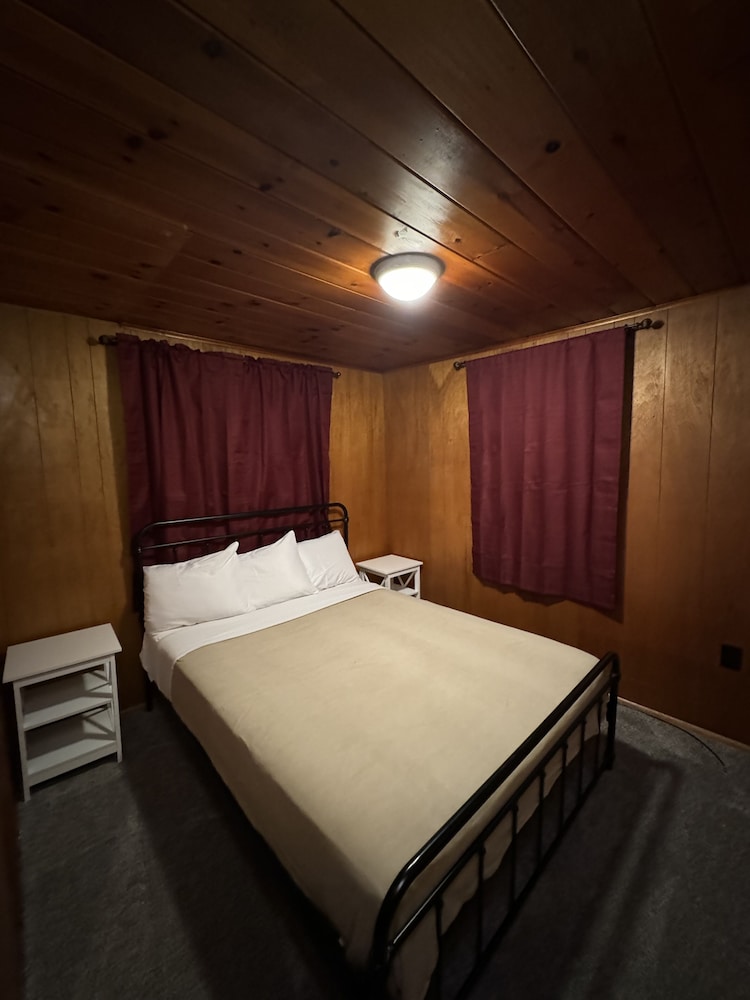 crest lodge historic mountain inn