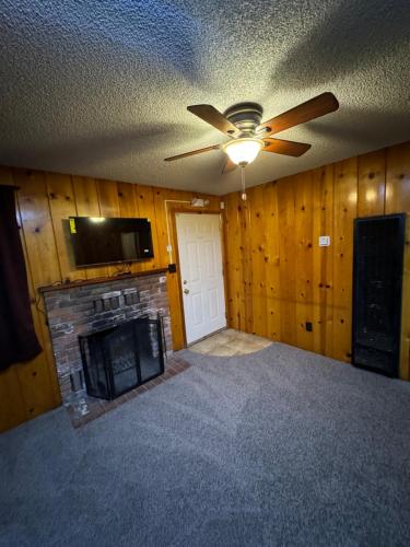 crest lodge historic mountain inn