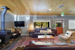 Shasta View Lodge,Mccloud>>Dunsmuir,3 star