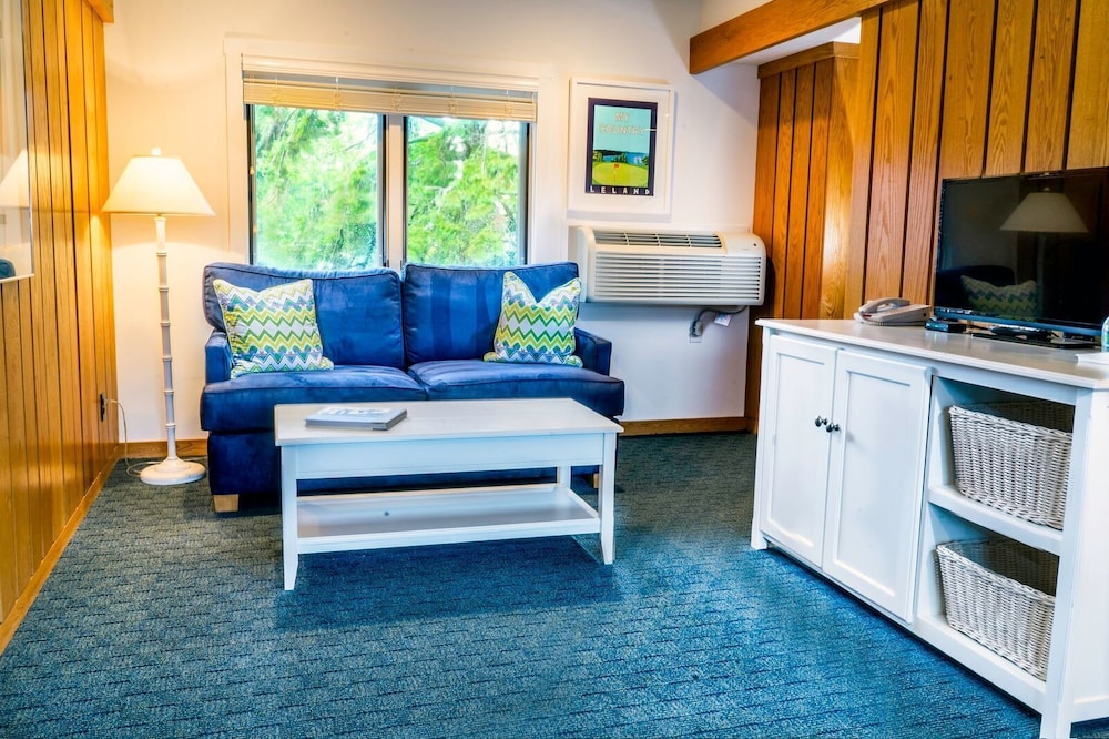 leland lodge