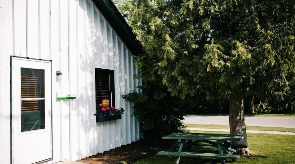 leland lodge