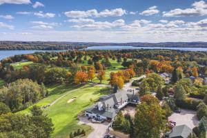 Leland Lodge,Leland>>Leelanau Peninsula Wineries,3 star