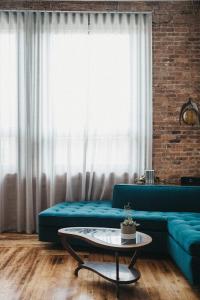 the publishing house bandb