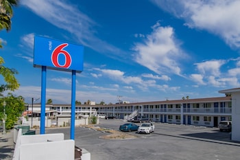 motel 6 san bernardino ca downtown