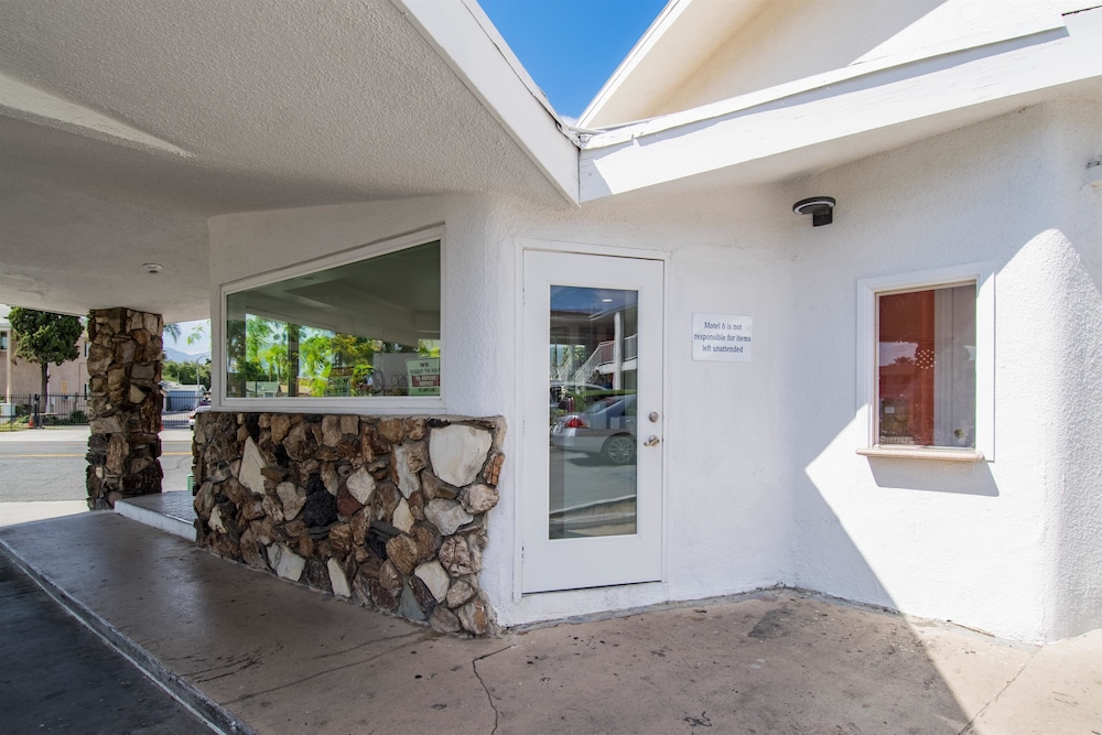 motel 6 san bernardino ca downtown