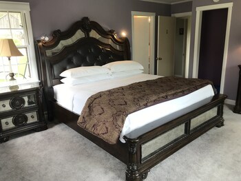 colonel williams inn