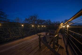 new the lone star shipping container