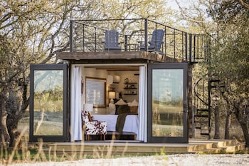 new the lone star shipping container