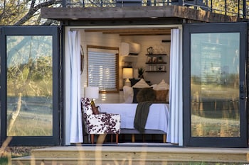 new the lone star shipping container