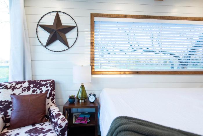 new the lone star shipping container