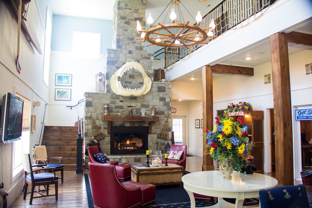 stormy point village lakeside