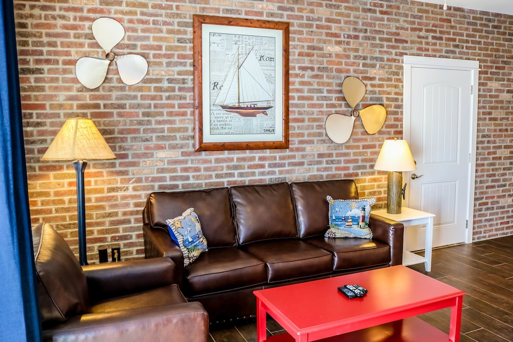 stormy point village lakeside