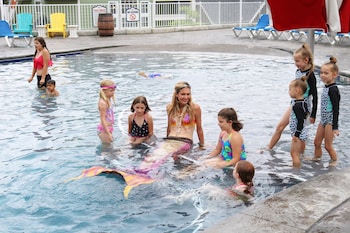 stormy point village lakeside