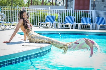 stormy point village lakeside