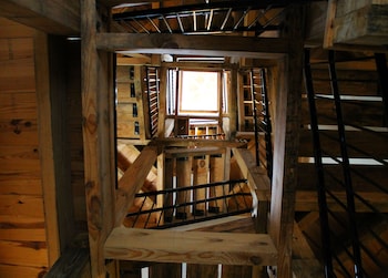 stormy point village lakeside