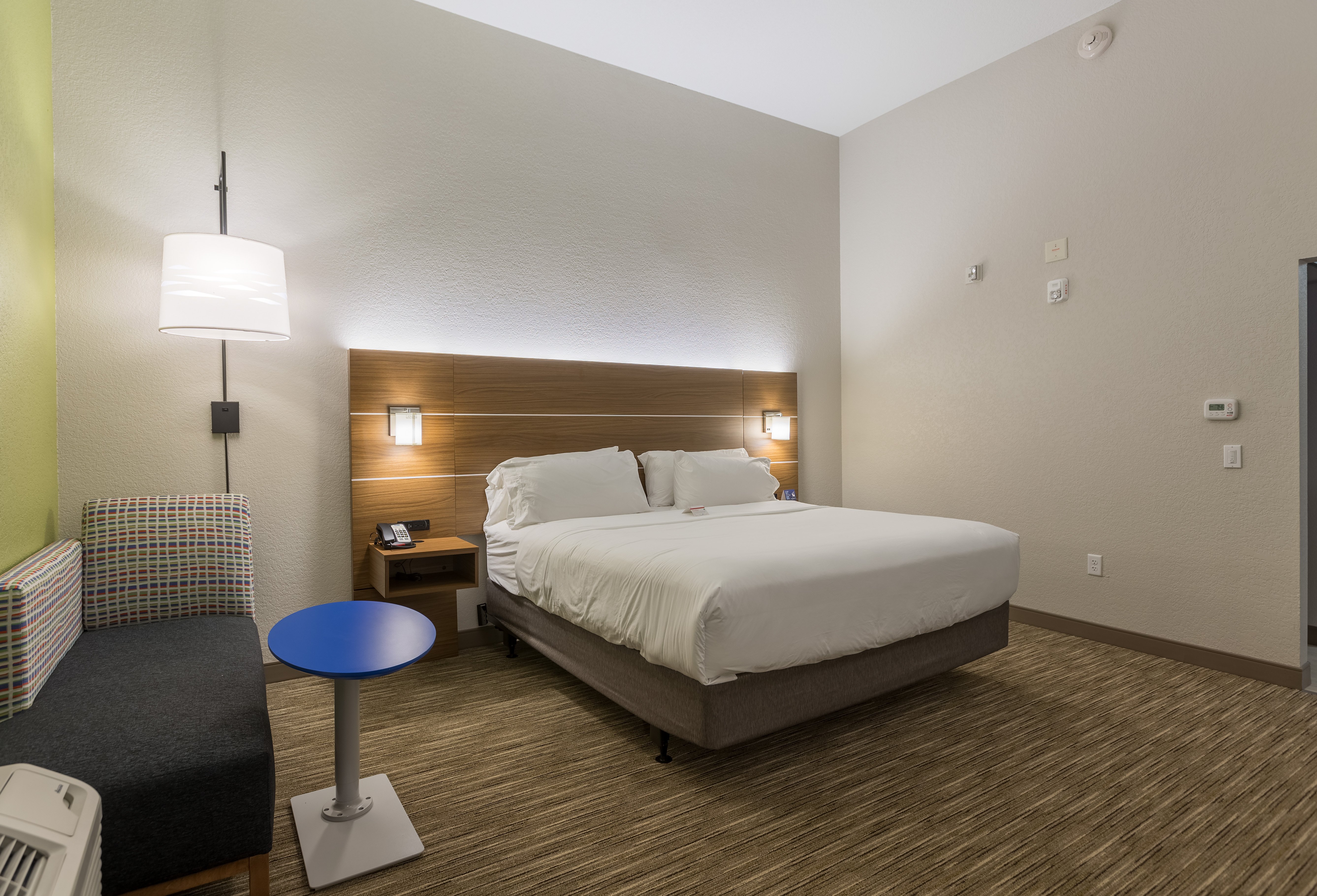 holiday inn express and suites san marcos south by ihg