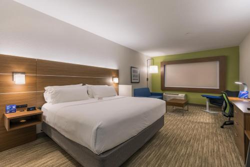 Holiday Inn Express And Suites San Marcos South By Ihg,Hays>>Buda,3 star
