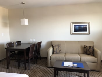 mainstay suites st louis airport