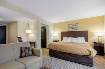 mainstay suites st louis airport