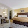 mainstay suites st louis airport