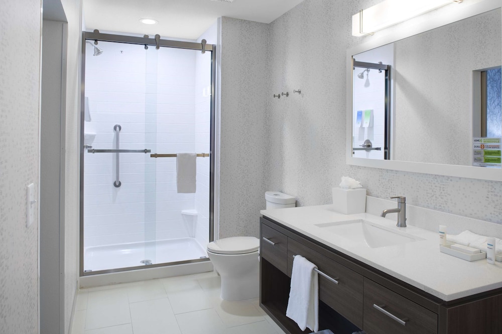 home2 suites by hilton lake charles la